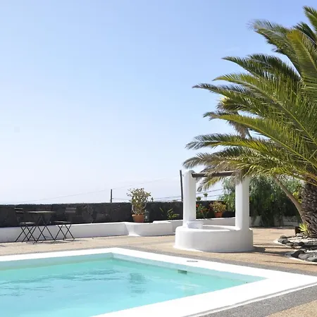 Oasis Surf House