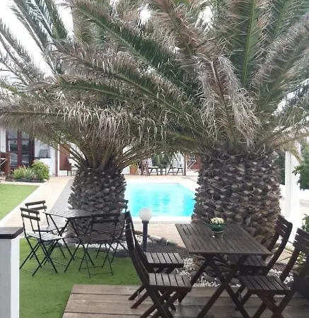 Homestay Oasis Surf House Soo